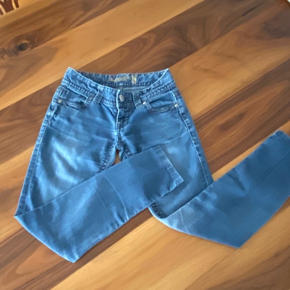 American Rag Jeans - Picture 2 of 5